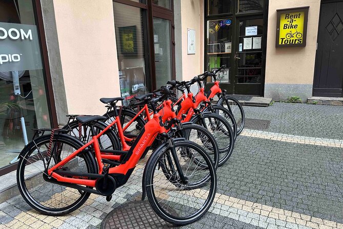 3-Hour E-Bike Tour In Krakow - Getting started on Sławkowska Street