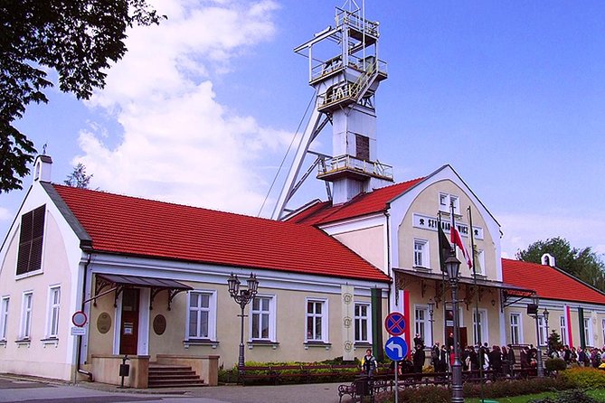Auschwitz-Birkenau and Salt Mine Full day tour - Wieliczka Salt Mine: an underground change of pace