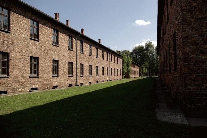 Auschwitz-Birkenau and Salt Mine Tour with private transport from Krakow - Why the private format costs more