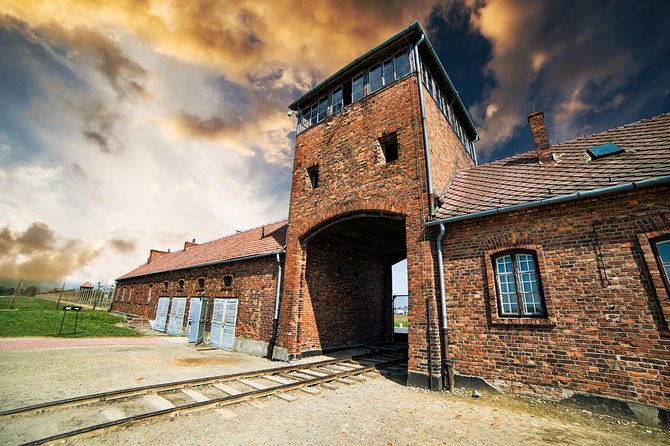 Auschwitz Birkenau and Wieliczka Salt Mine Guided Full Day Tour - Morning pickup and the ride from Krakow