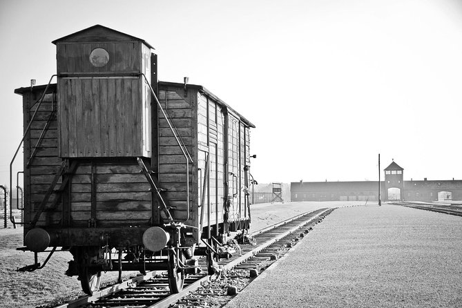Auschwitz- Birkenau and Wieliczka Salt Mine in One Day - Auschwitz I: a place for attention, not sightseeing