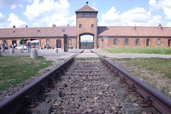 Auschwitz & Birkenau Best Value Guided Tour -Skip The LineTickets - From Krakow to the memorial