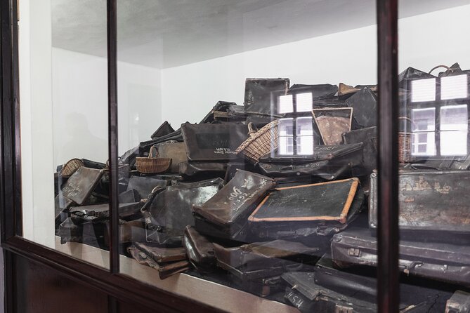 Auschwitz-Birkenau: Day Trip & Transfer from Kraków - The Kraków departure at Pawia 18B