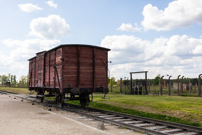 Auschwitz-Birkenau: Day Trip & Transfer from Kraków - Auschwitz I and its permanent exhibitions