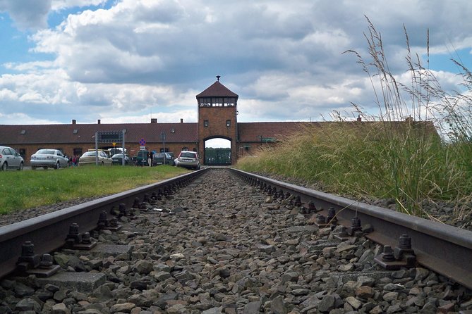 Auschwitz-Birkenau last minute guided Tour - The three-hour visit at Auschwitz-Birkenau