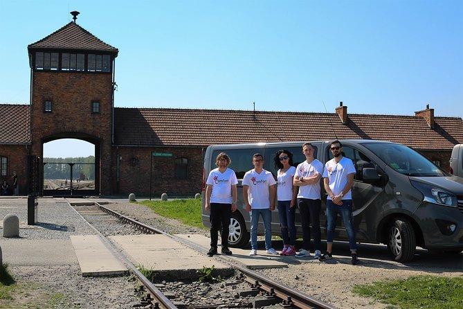 Auschwitz Birkenau: Live-Guided Tour with Transportation and Hotel Pickup - English guidance is the most important uncertainty