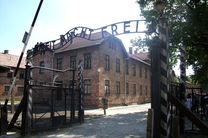 Auschwitz Birkenau Museum and Salt Mine All Inclusive DAY TRIP with Local Guides - Is the $120.98 price good value?