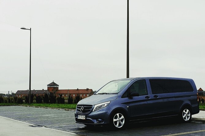 Auschwitz-Birkenau & Salt Mine Day tour - Auschwitz I: a careful introduction to the memorial