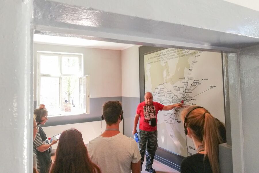 Auschwitz-Birkenau: Skip-the-Line Ticket and Guided Tour - Who gets the best value from this tour?