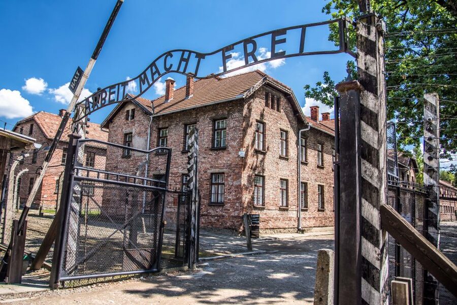 Auschwitz Ticket and Full-Day Tour from Krakow - Auschwitz I, the administrative camp