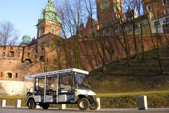City Tour by electric car- Krakow - The Old Town route, from the Main Market Square to Wawel