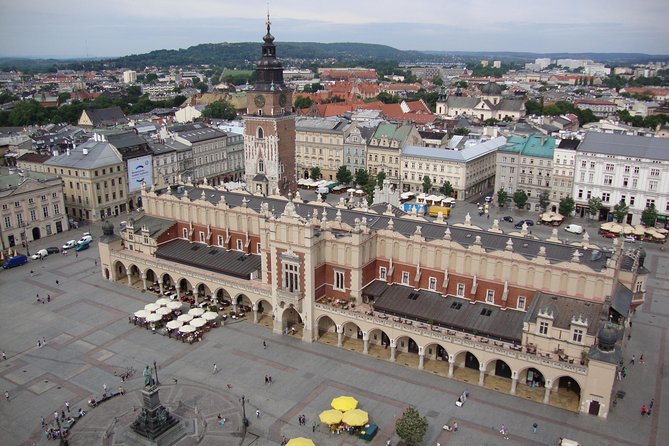 City Tour by electric car- Krakow - Pickup, drop-off and the meeting point