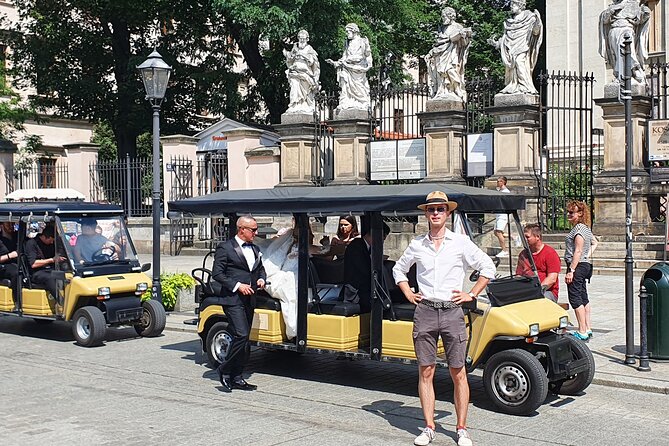 Cracow guided Full tour by Golf Cart-Family Discount - What the $72.56 price means