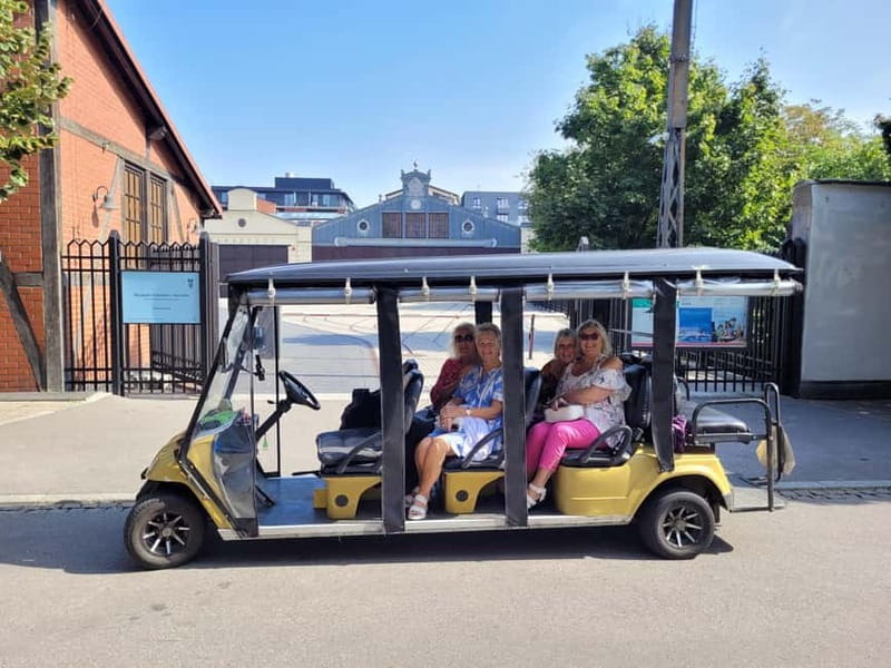 Cracow sightseeing tour by electric golf cart - Audio guide languages and the role of the driver