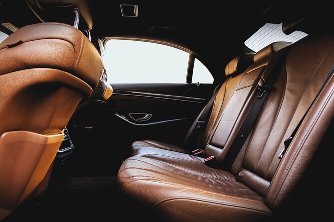 Cracow to airport transfer by Luxurious VIP limo - A polished ride between Kraków and the airport