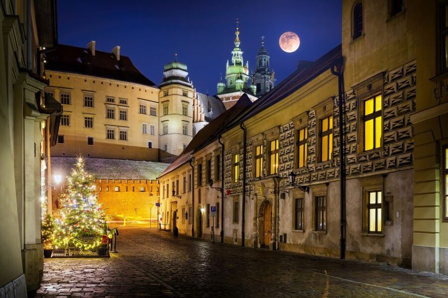 Creepy Krakow: 2-Hour City Walking Tour - Why Krakow is especially good after dark