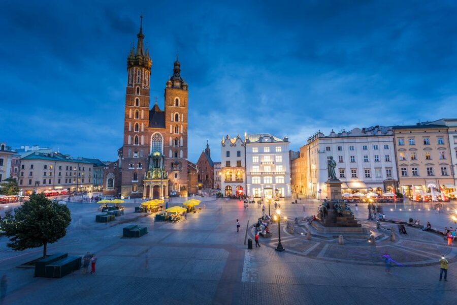 Creepy Krakow: 2-Hour City Walking Tour - St. Mary’s Basilica and the darker side of famous sights