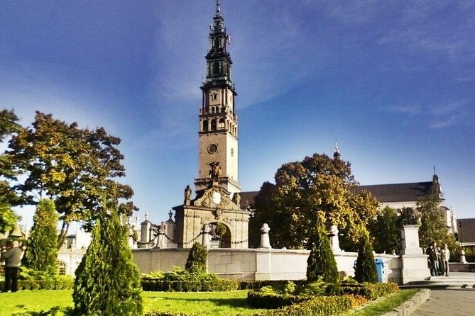 Częstochowa Black Madonna - How the private format changes the day