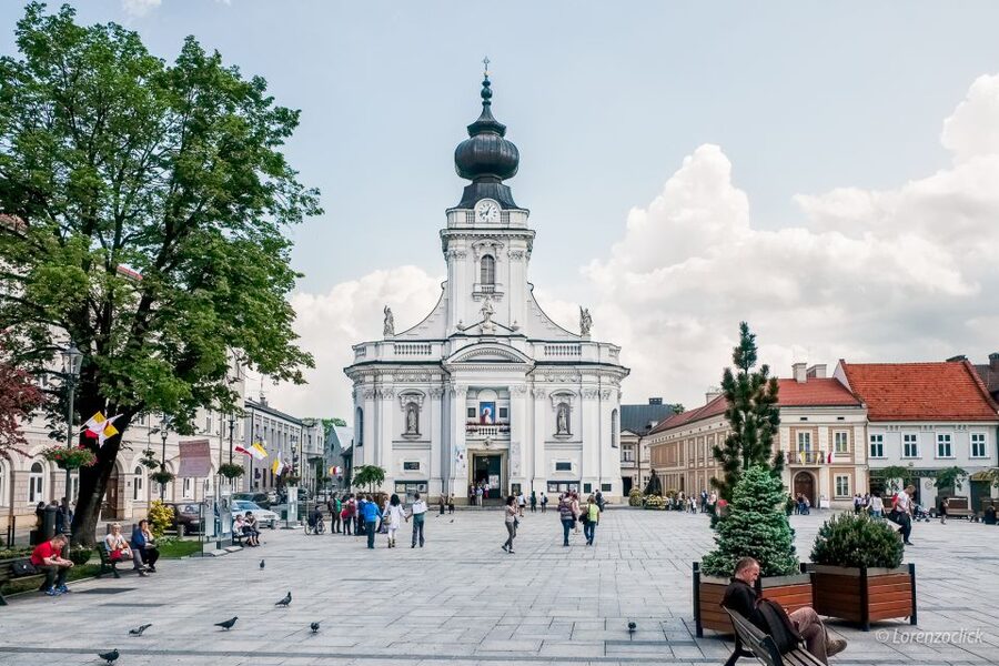 Day Tour: Traces of Pope John Paul II near Krakow - Kalwaria Zebrzydowska and its pilgrimage setting