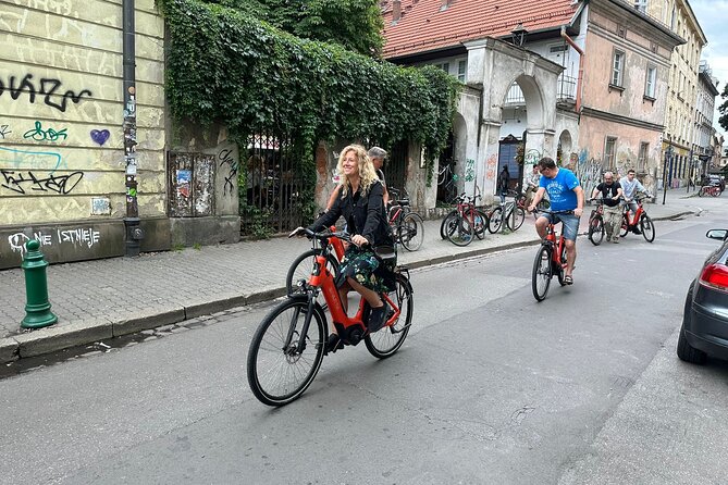 Discover Kraków by Bike with a Dutch guide - Kazimierz, from market square to Jewish quarter