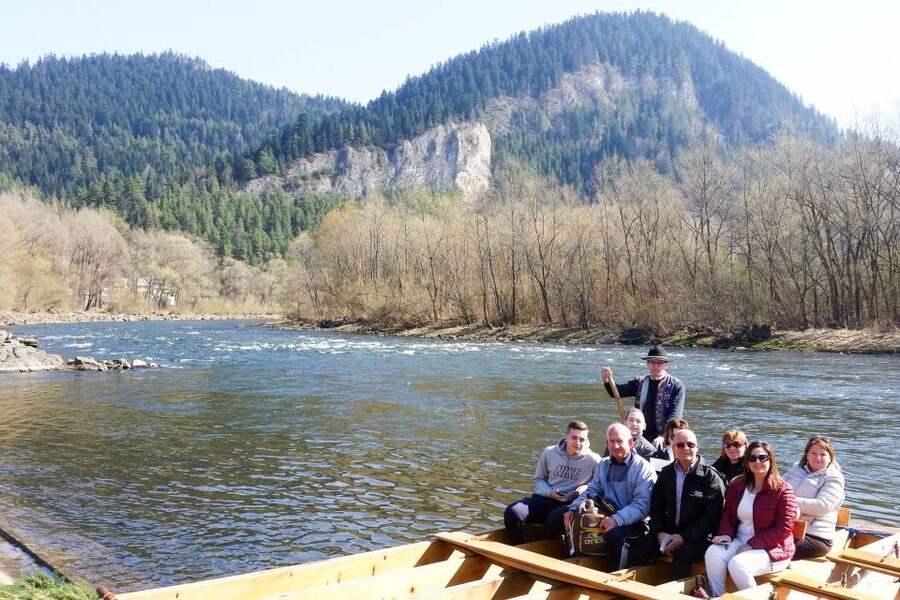 Dunajec River Gorge and Zakopane: Full-Day Trip from Krakow - Lunch and the value of local help