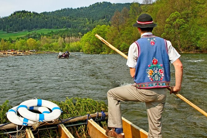 Dunajec River rafting, regular small group tour from Krakow - What the group size means on the river
