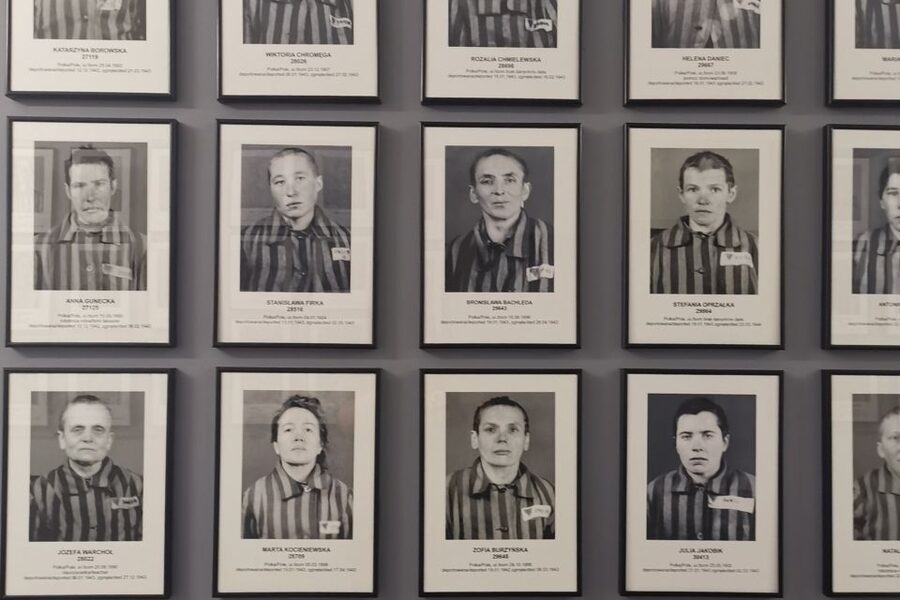 From Krakow: Auschwitz-Birkenau Camp Complex Guided Day Trip - Leaving Krakow for a seven-hour day