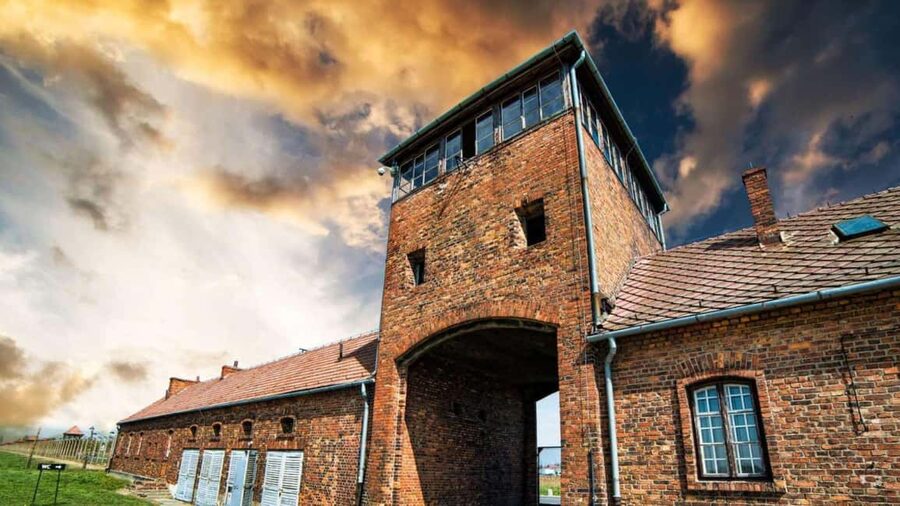 From Krakow: Auschwitz-Birkenau Memorial Private Tour - Languages, clothing, and practical rules