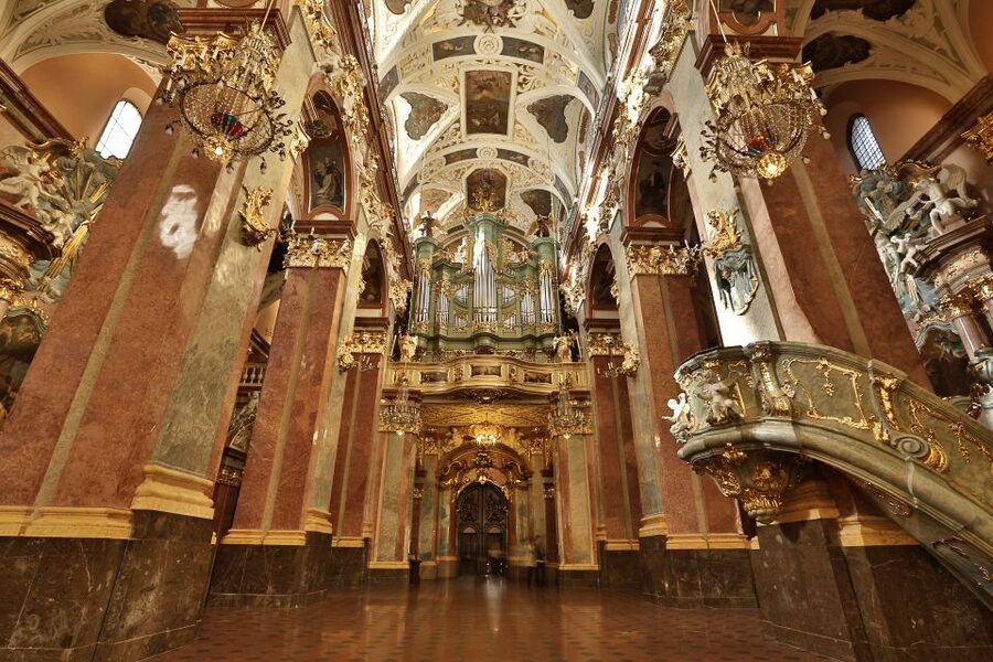 From Krakow: Częstochowa "Black Madonna" Day Tour - Who should book this day trip