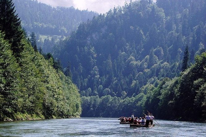 From Krakow: Dunajec River Rafting, Cable Car and Castle Niedzica - Day Tour - Niedzica Castle and its old rooms