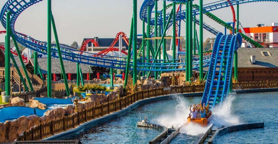 From Kraków: Energylandia Amusement Park Transfer and Entry - Entering the 74-hectare park
