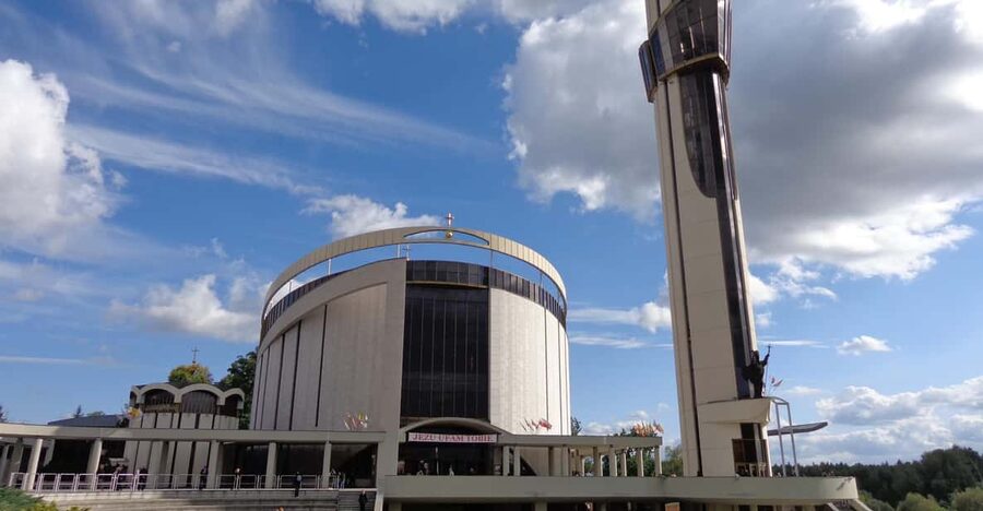 From Krakow: Lagiewniki Sanctuary of The Divine Mercy Tour - Transport, Guides, and the Pace of the Visit