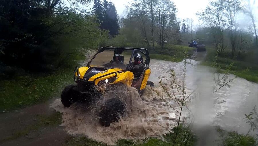 From Krakow: Off-road adventure and relax at thermal baths - Chochołów and the First Taste of Highland Poland