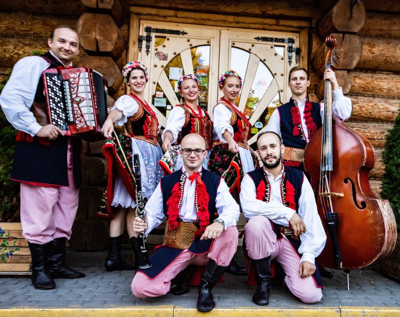 From Krakow: Polish Folk Show with All-You-Can-Eat Dinner - What arrives on the dinner table