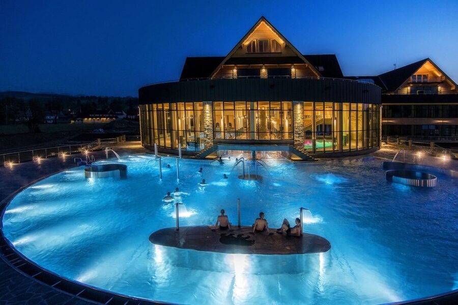 From Krakow: Slovakia Treetop Walk, Zakopane & Thermal Spa - FAQ