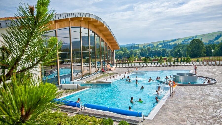 From Kraków; to Białka Thermal Baths private tour - Food, cocktails, and the saunarium