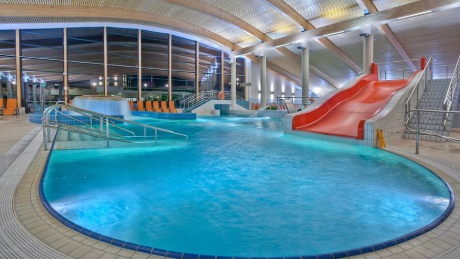 From Kraków; to Białka Thermal Baths private tour - What the private driver adds