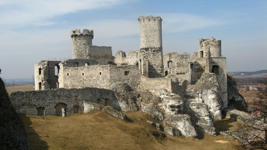 From Krakow: Trail of the Eagles’ Nests Day Tour - Walking, weather, and the practical tradeoffs