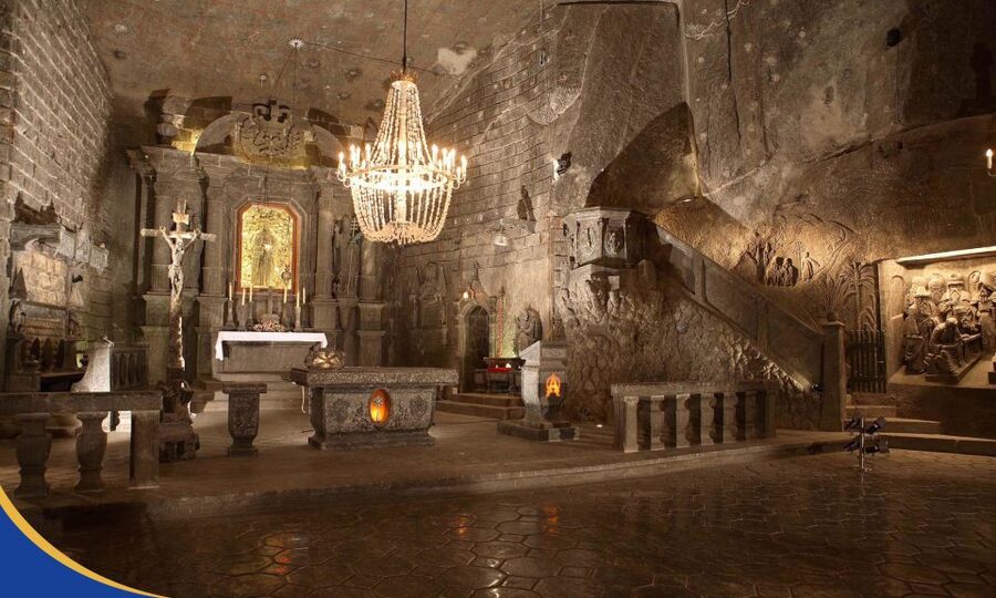 From Krakow: Wieliczka Salt Mine Guided Tour - Why Wieliczka Salt Mine is worth your half-day