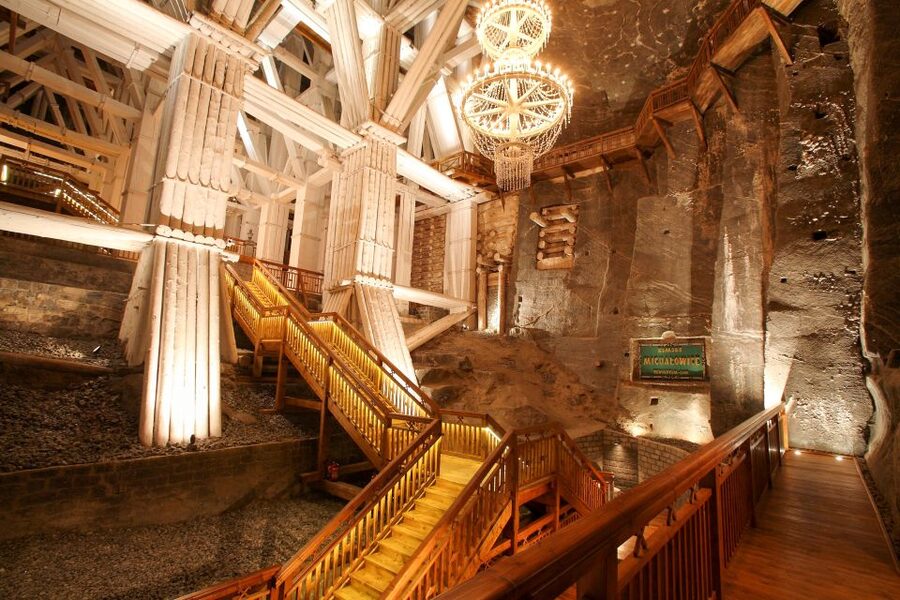 From Krakow: Wieliczka Salt Mine Guided Tour - The short break before the mine