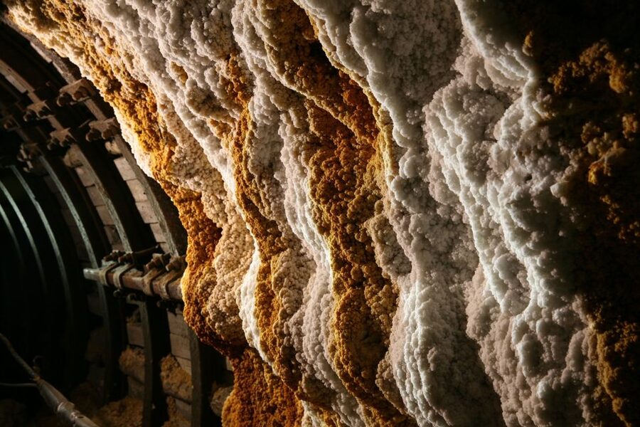 From Krakow: Wieliczka Salt Mine Guided Tour - The first descent: 350 to 380 steps underground