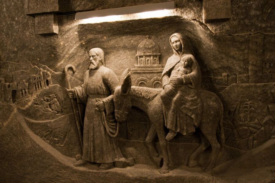 From Krakow: Wieliczka Salt Mine Half-Day Trip with Pickup - Should you book the Wieliczka Salt Mine trip?