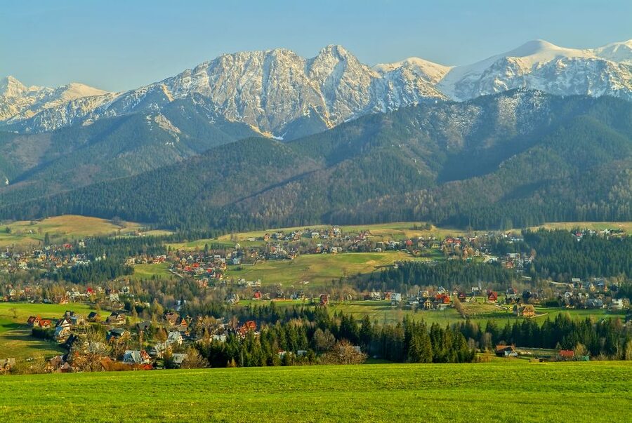 From Krakow: Zakopane and the Tatra Mountains - Krupówki, markets, and local shopping