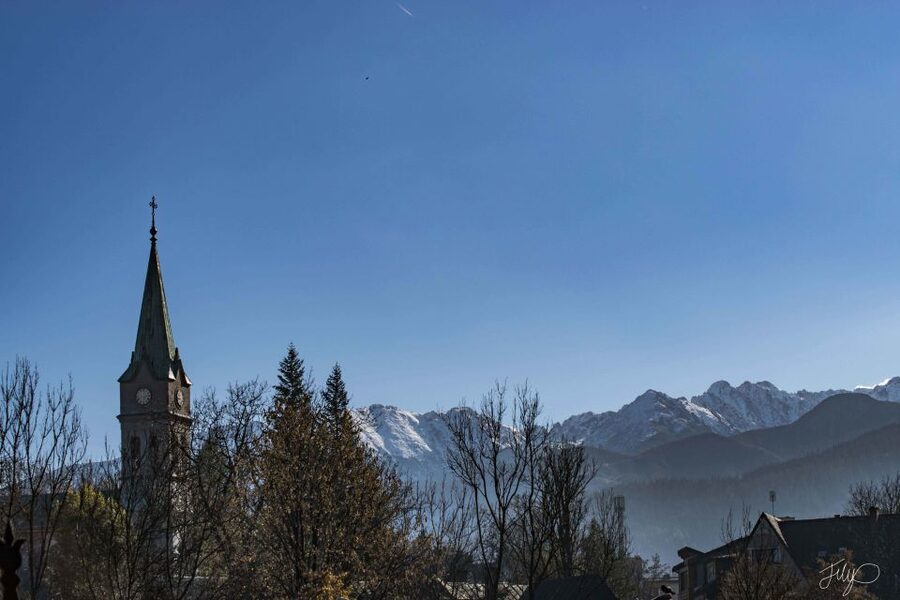 From Krakow: Zakopane Full-Day Tour with Lunch Option - Snowlandia in winter