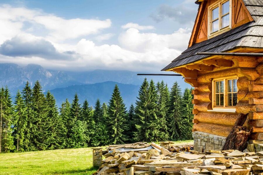 From Krakow: Zakopane Tour with Gubalowka Funicular & Museum - The two-hour road south from Krakow