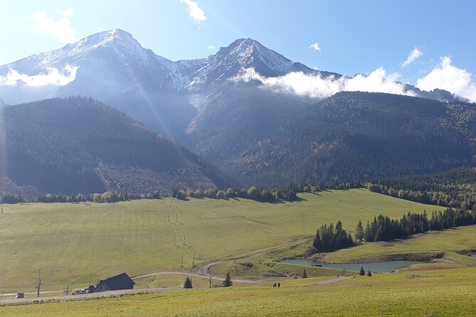 Full-Day Private Tour of Slovakia Treetop Walk and Zakopane - Thomas and the value of a private car