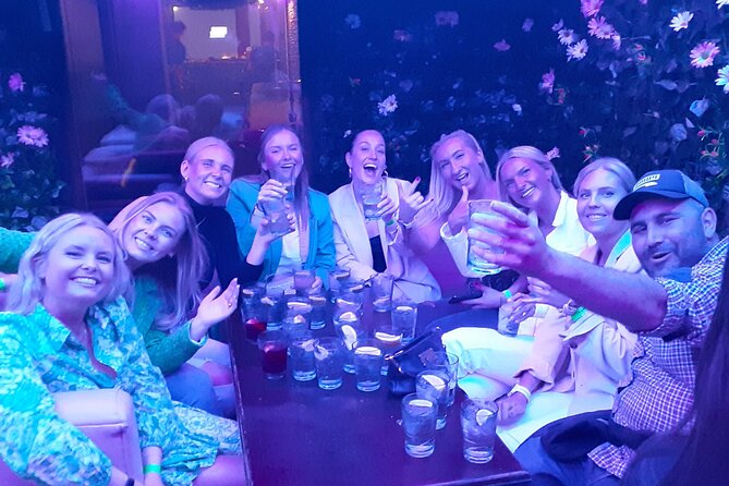 Fun Explorers Pub Crawl with free welcome shots and free ent - Key points at a glance