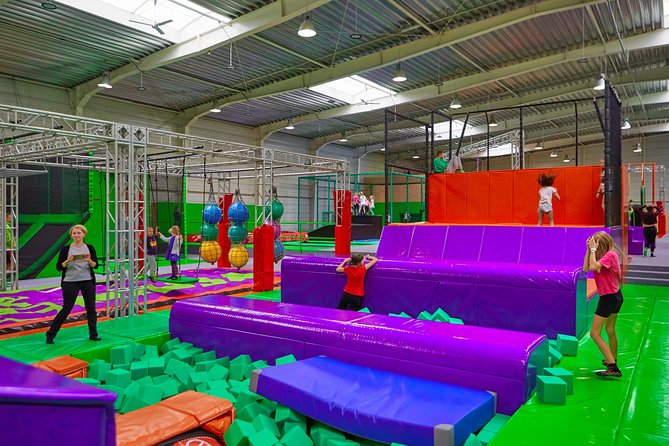 GOjump MEGAPARK Kraków-Sikorki - 1 hour Trampoline Park ticket - How the park works for different ages