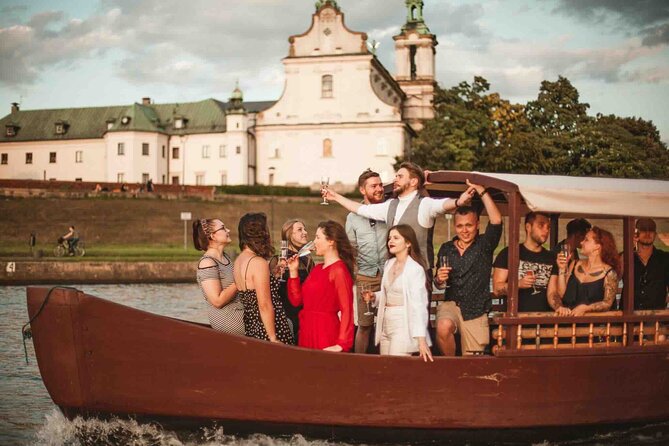 Gondola cruise The Vistula River Krakow private tour up to 12 person - A one-hour gondola ride through central Krakow