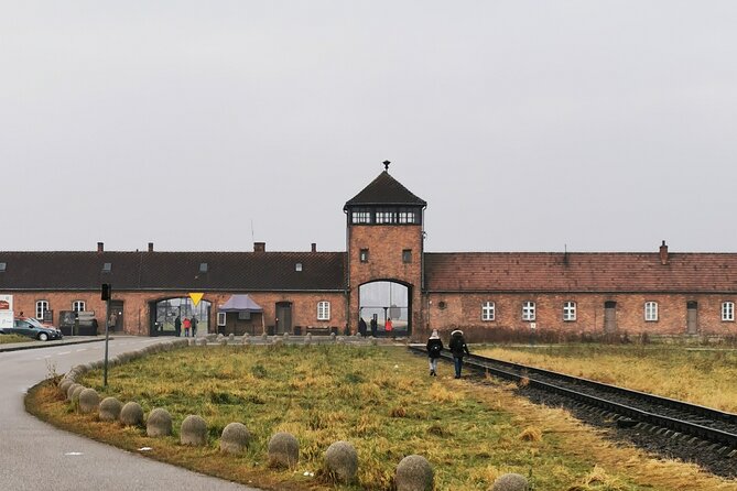 Guided Tour from Krakow to Auschwitz Birkenau with hotel pick up - Auschwitz I, barracks and the gate